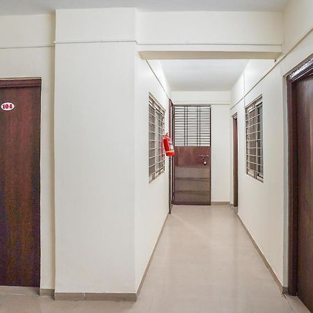 Oyo Flagship 70264 Hotel Vrindavan Mangvadi Exteriör bild